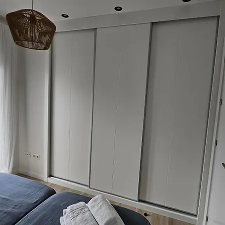 Acogedor Y Moderno En *