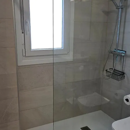 Acogedor Y Moderno En